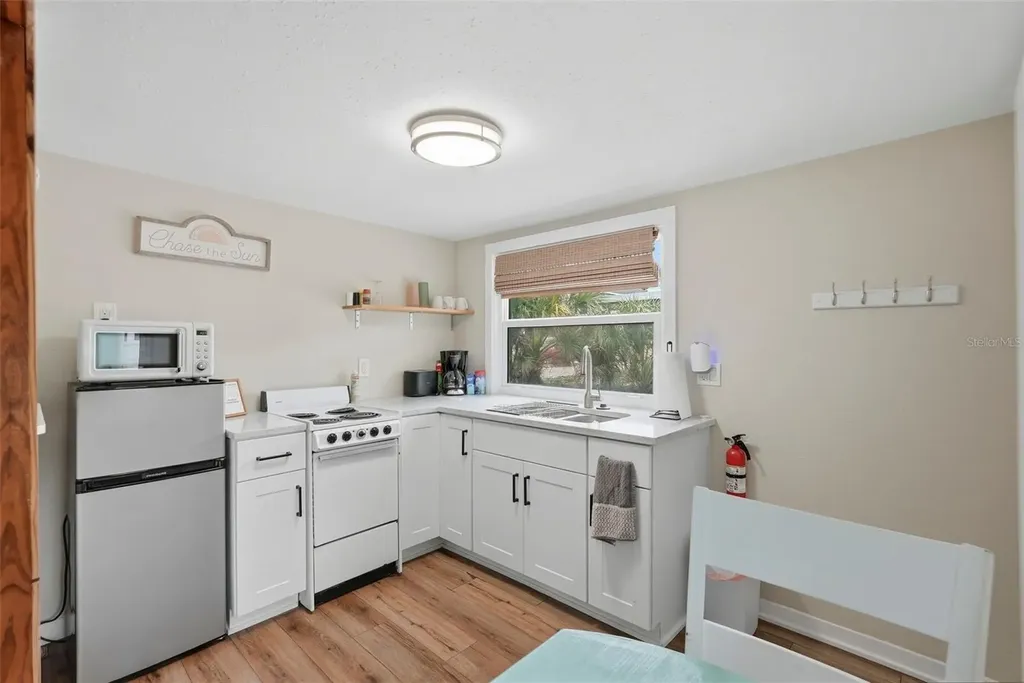 146 16th Avenue SE St Petersburg FL 33701