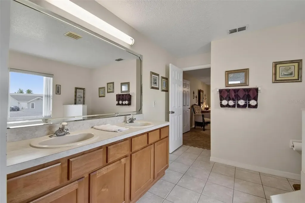 17 Ebb Tide Drive Palm Coast FL 32164