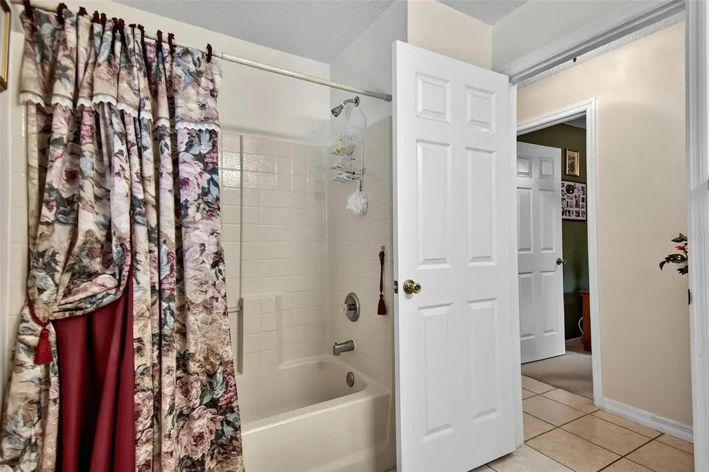 17 Ebb Tide Drive Palm Coast FL 32164
