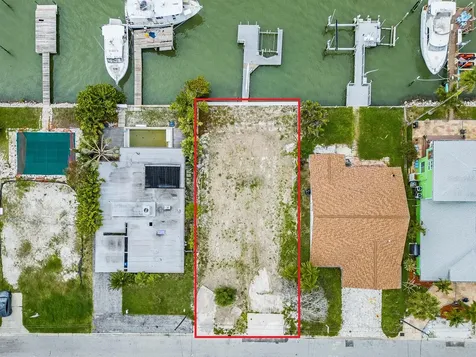813 Bay Point Drive Madeira Beach FL 33708