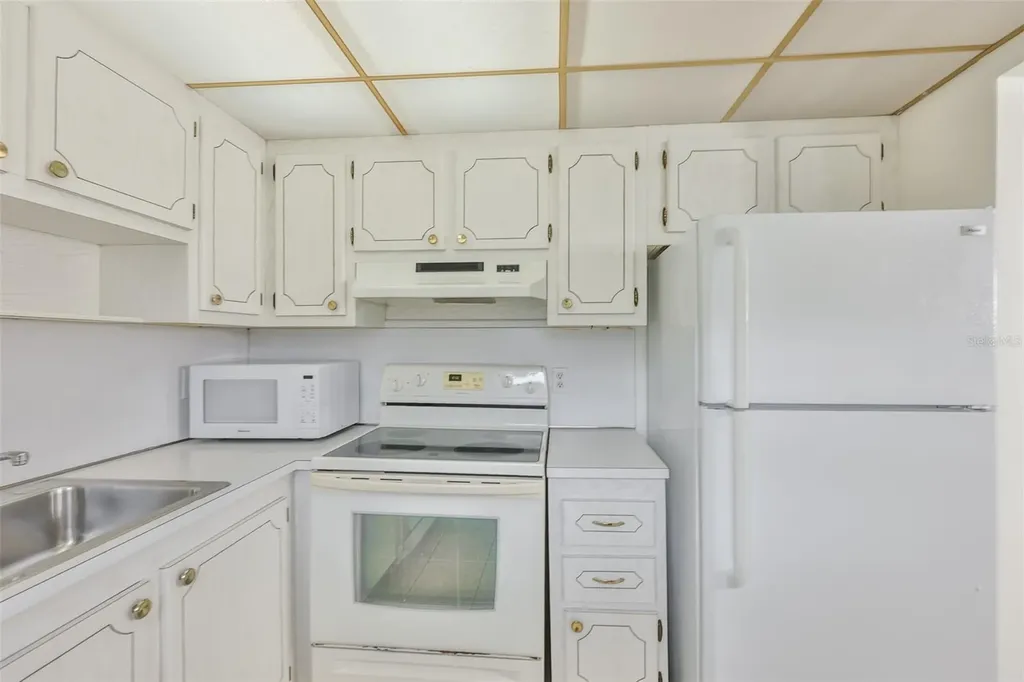 1811 Bedford Lane Sun City Center FL 33573