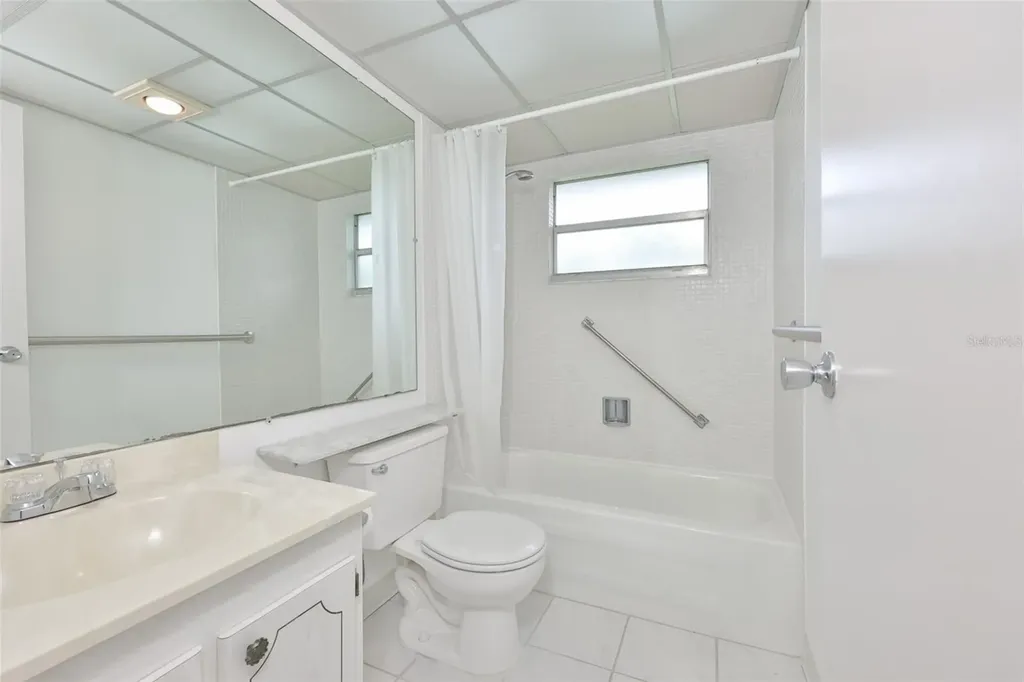 1811 Bedford Lane Sun City Center FL 33573