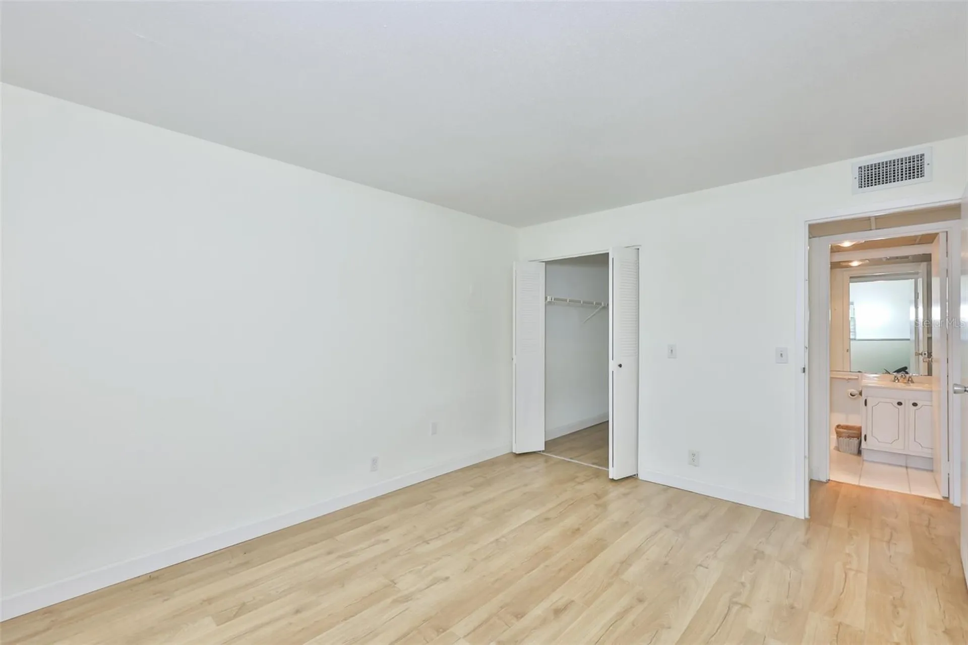 1811 Bedford Lane Sun City Center FL 33573