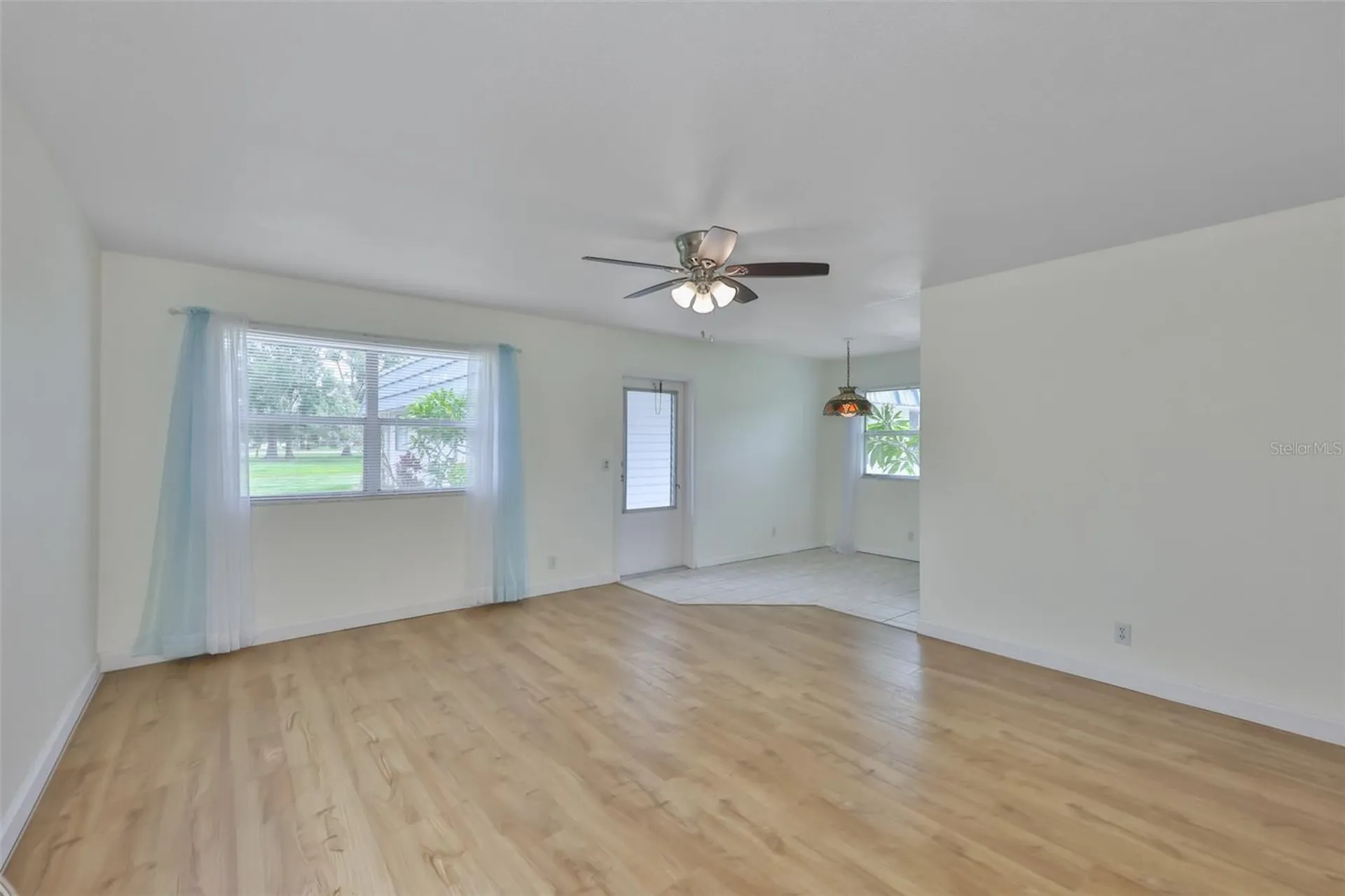 1811 Bedford Lane Sun City Center FL 33573