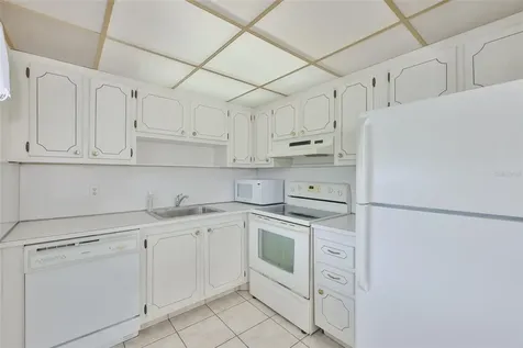 1811 Bedford Lane Sun City Center FL 33573