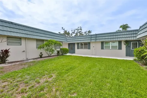 1811 Bedford Lane Sun City Center FL 33573