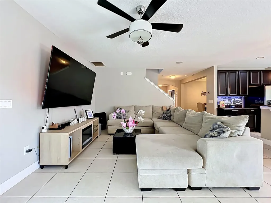 10672 Cabbage Tree Loop Orlando FL 32825