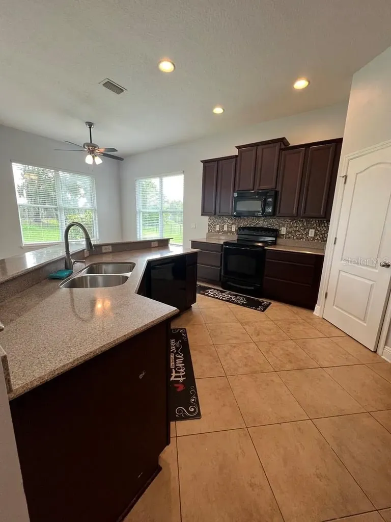 7926 Stoney Hill Drive Wesley Chapel FL 33545