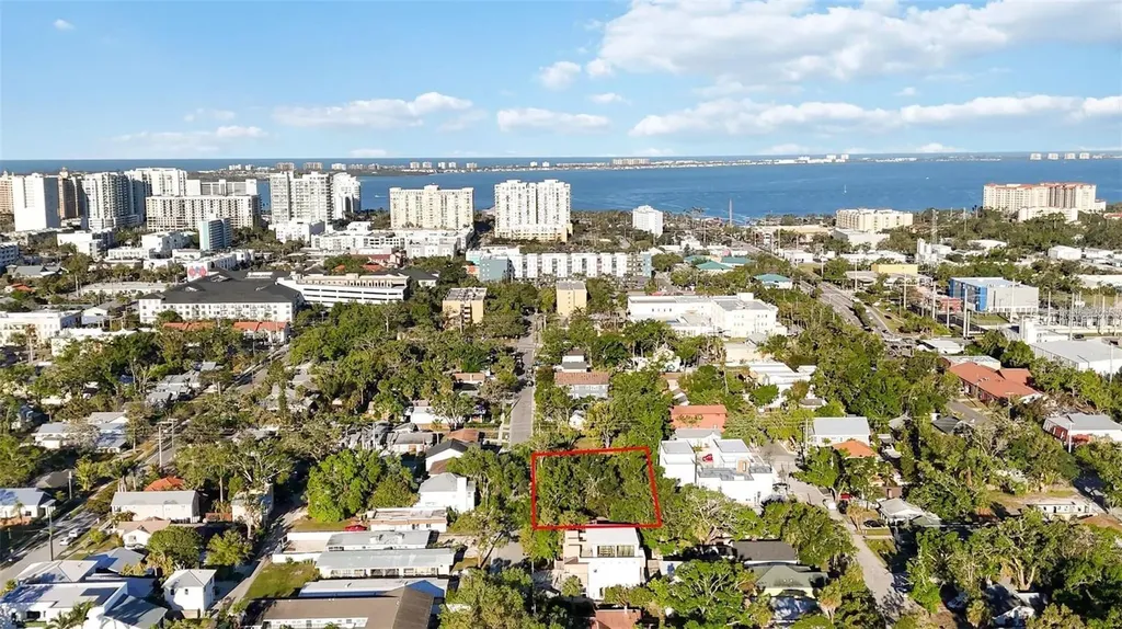 1721 8th Street Sarasota FL 34236