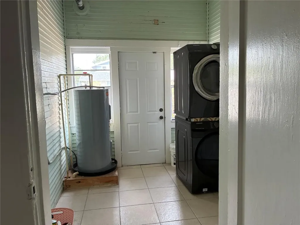 611 S Willow Avenue Tampa FL 33606