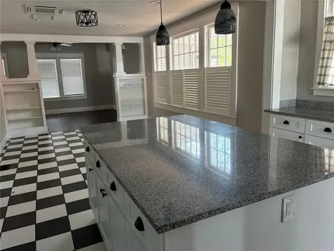 611 S Willow Avenue Tampa FL 33606