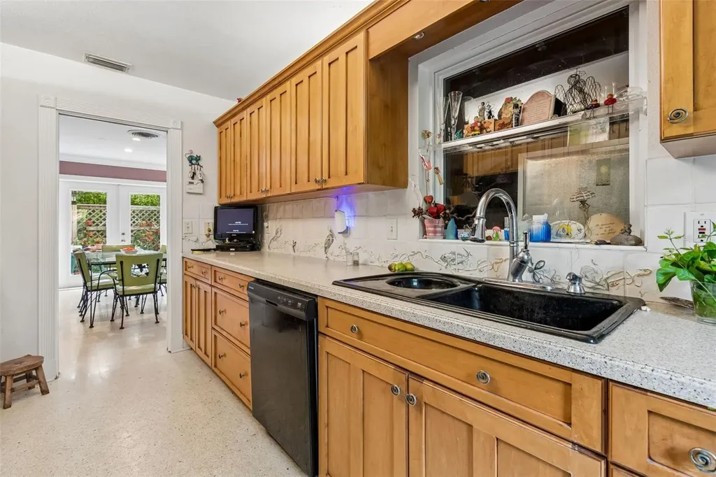 159 Biscayne Avenue Tampa FL 33606