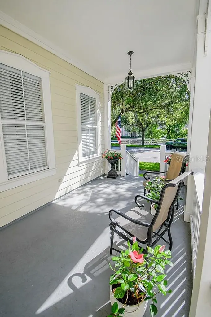 914 Waterside Drive Celebration FL 34747