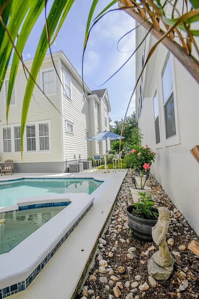 914 Waterside Drive Celebration FL 34747