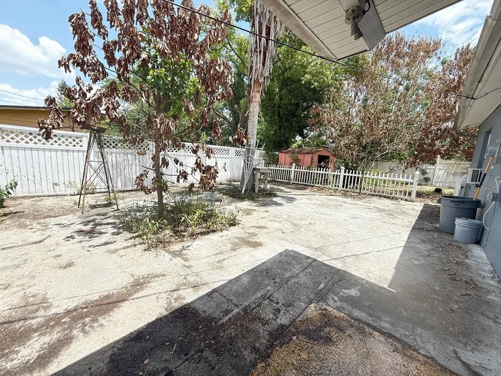 311 N Lancelot Avenue Orlando FL 32835