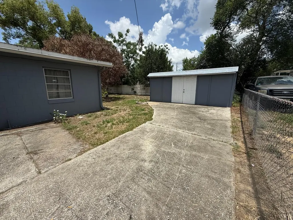 311 N Lancelot Avenue Orlando FL 32835