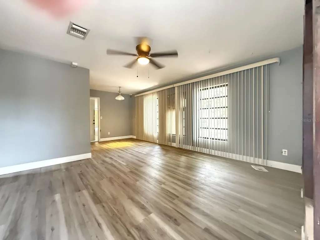 311 N Lancelot Avenue Orlando FL 32835