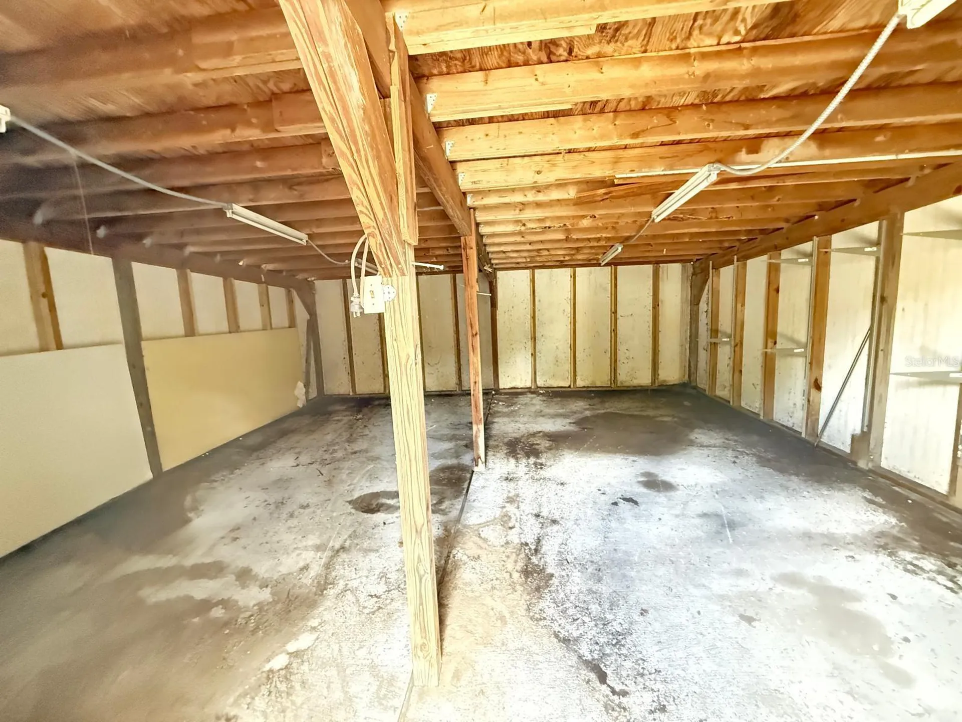 311 N Lancelot Avenue Orlando FL 32835