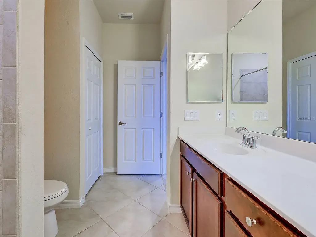 20217 Lagente Circle Venice FL 34293