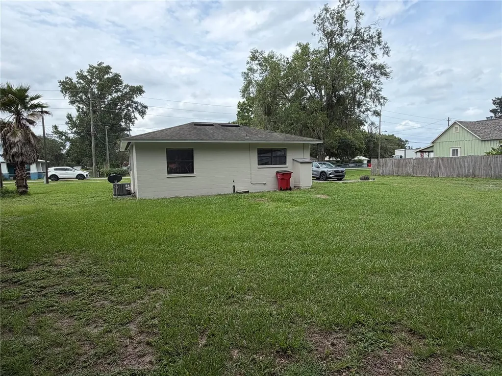 2301 E Warm Springs Avenue Coleman FL 33521