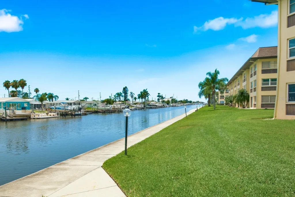 4678 Marine Parkway New Port Richey FL 34652