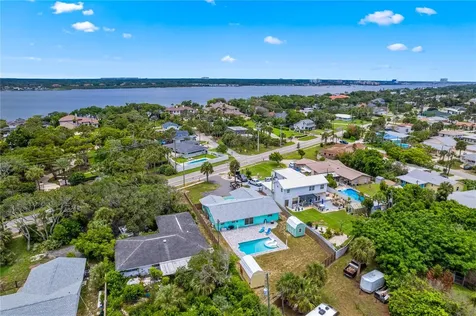 2507 S Peninsula Drive Daytona Beach FL 32118
