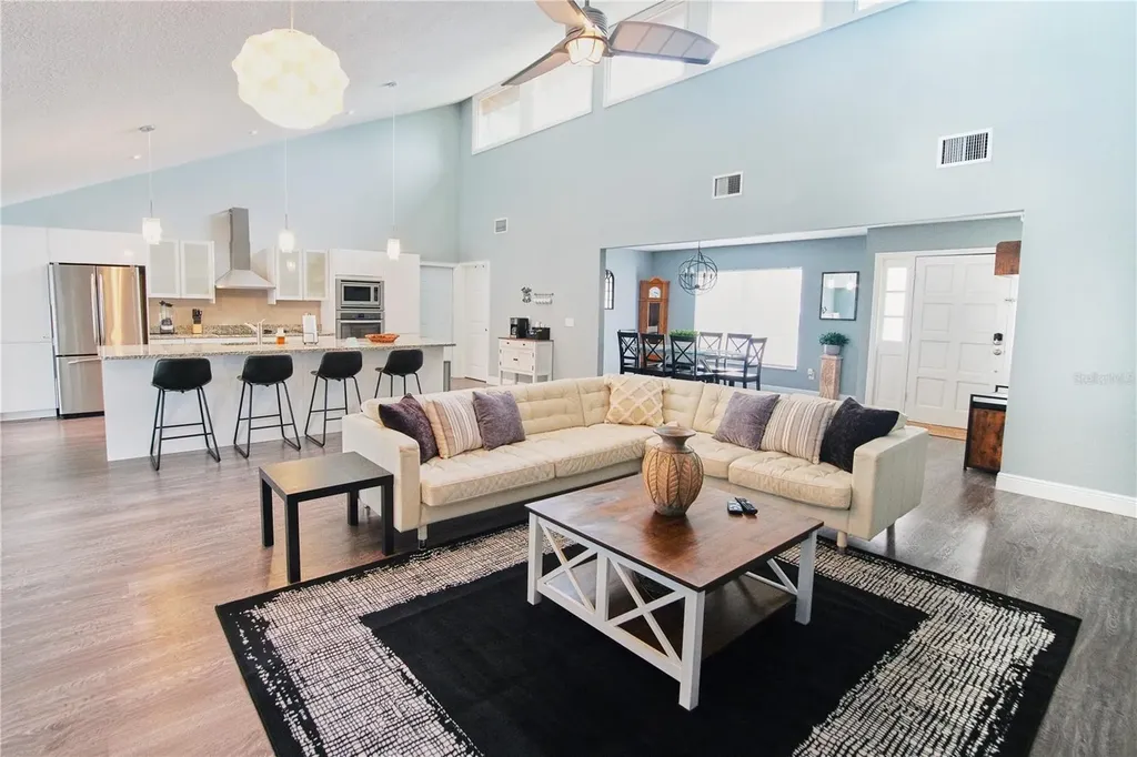5417 Pitch Pine Drive Orlando FL 32819