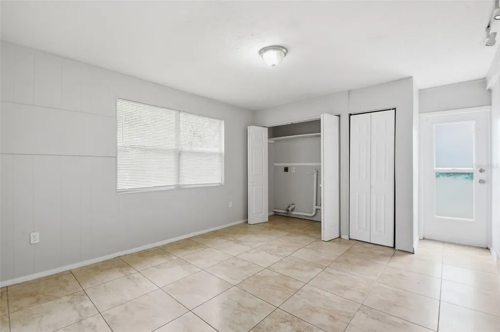 2817 Hawthorne Street Sarasota FL 34239