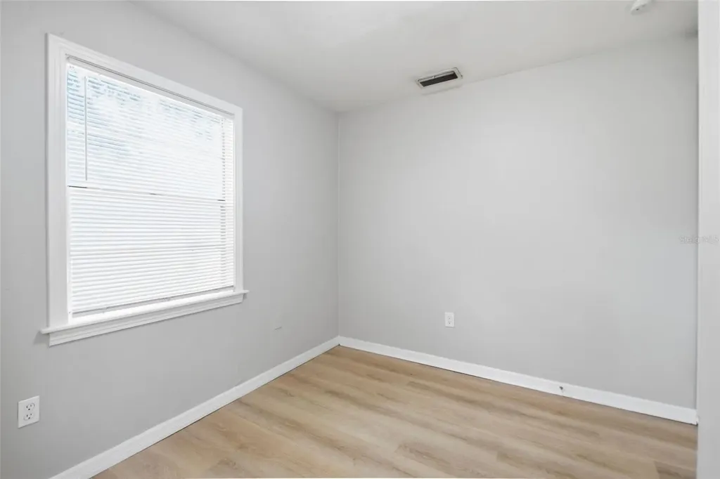 2817 Hawthorne Street Sarasota FL 34239