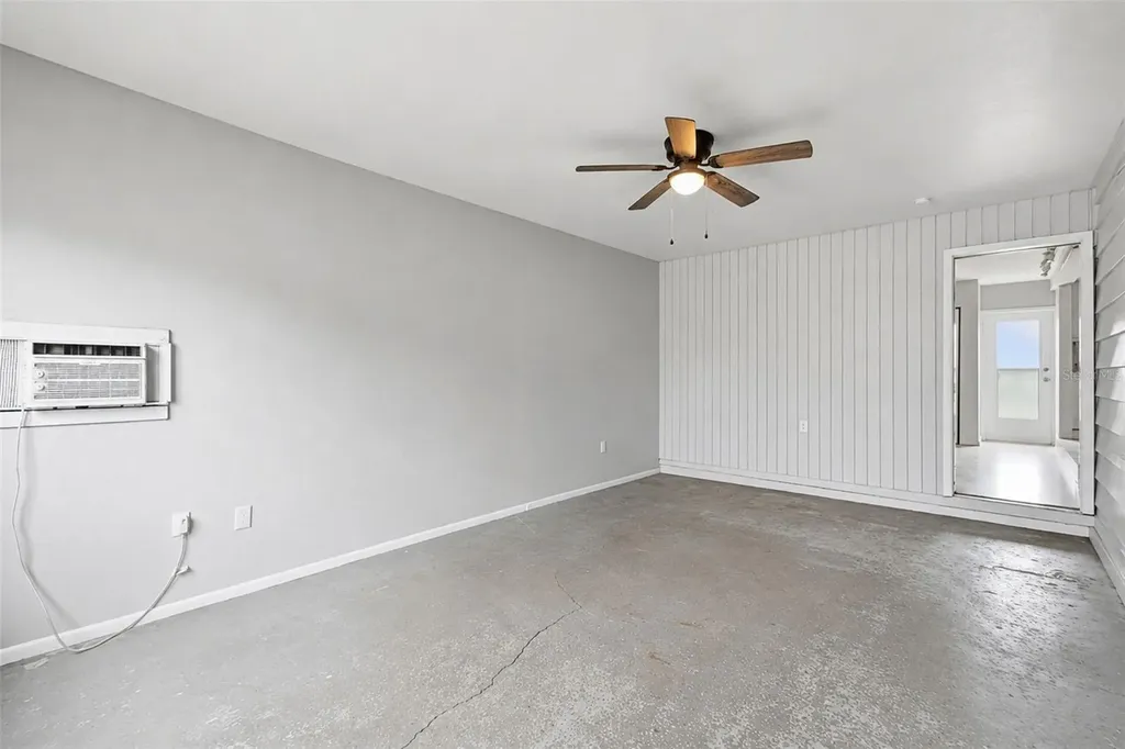 2817 Hawthorne Street Sarasota FL 34239