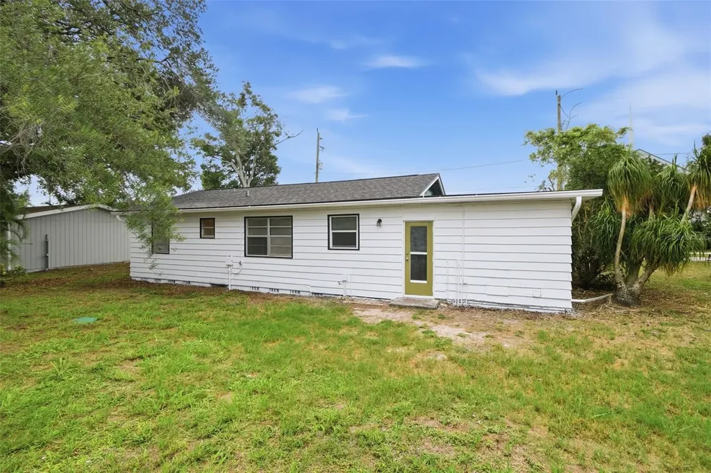 2817 Hawthorne Street Sarasota FL 34239