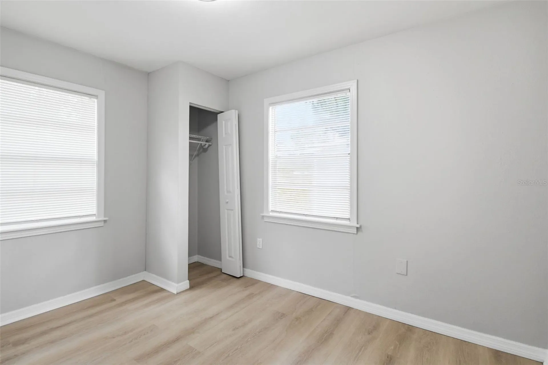 2817 Hawthorne Street Sarasota FL 34239