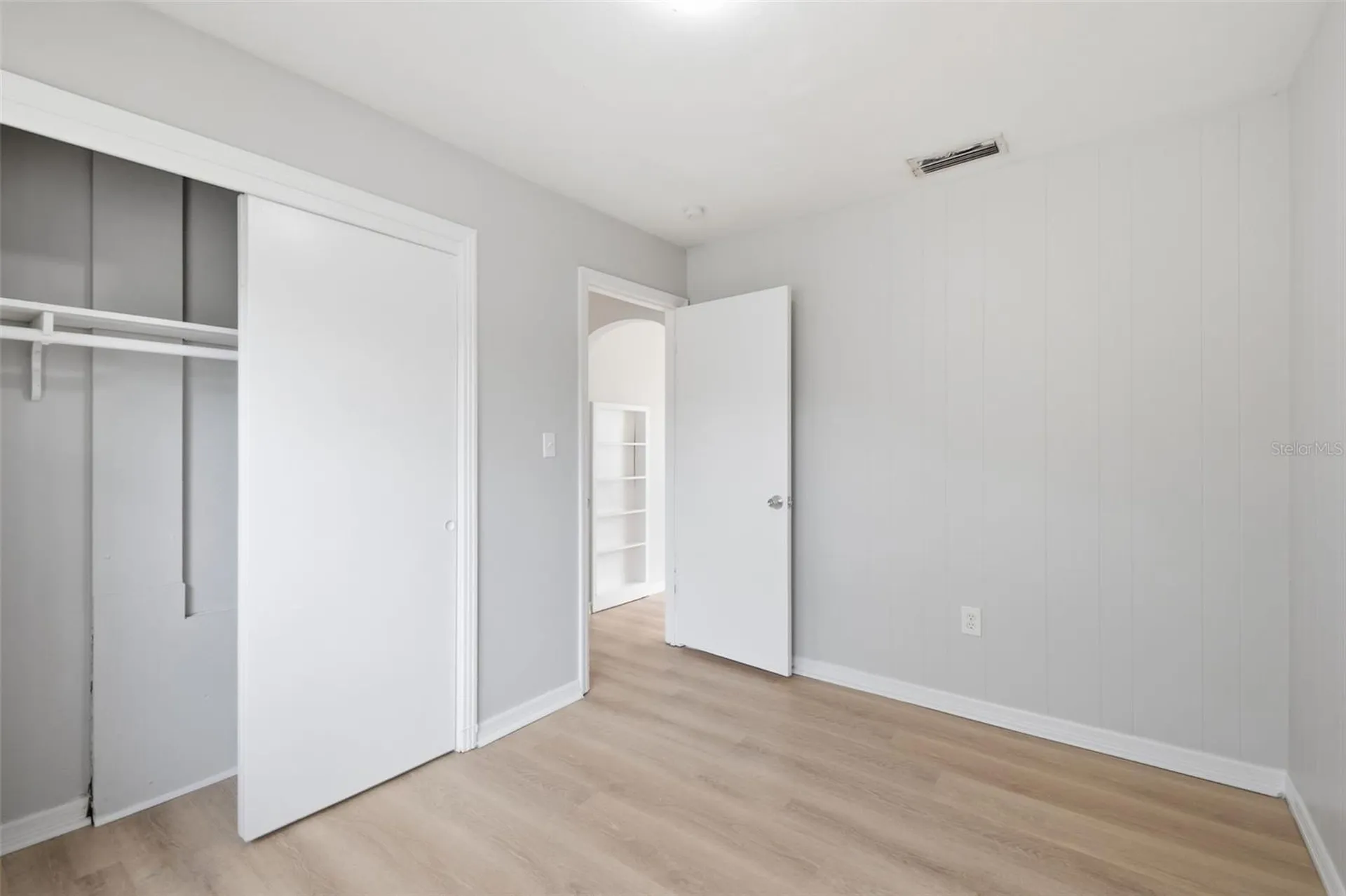 2817 Hawthorne Street Sarasota FL 34239