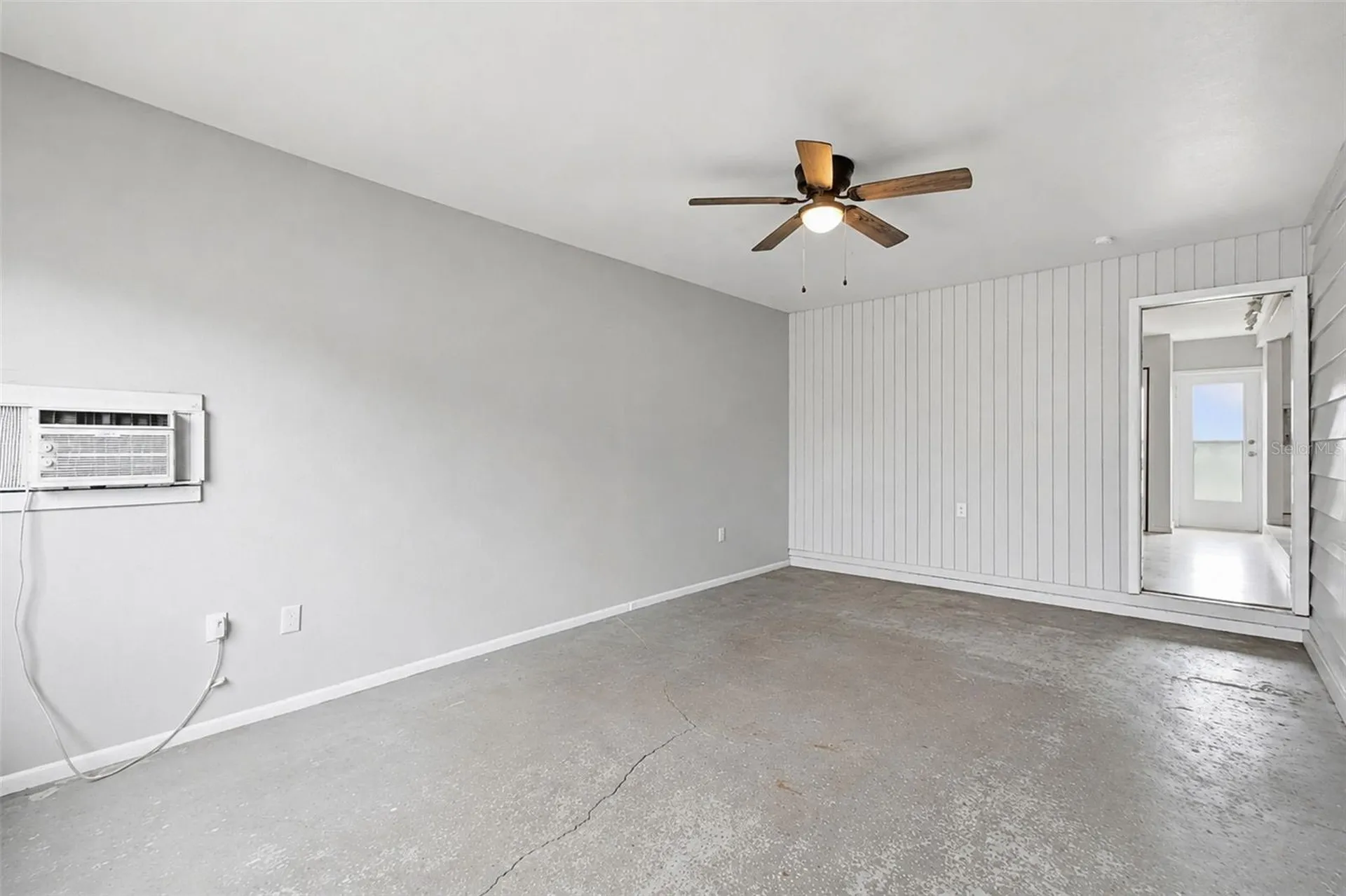 2817 Hawthorne Street Sarasota FL 34239