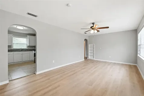 2817 Hawthorne Street Sarasota FL 34239