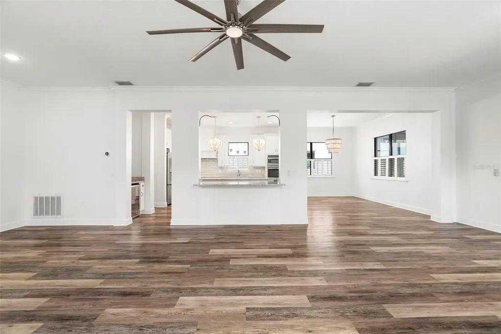 6209 S 3rd Street Tampa FL 33611