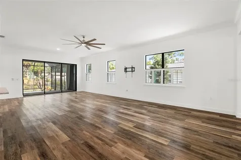 6209 S 3rd Street Tampa FL 33611