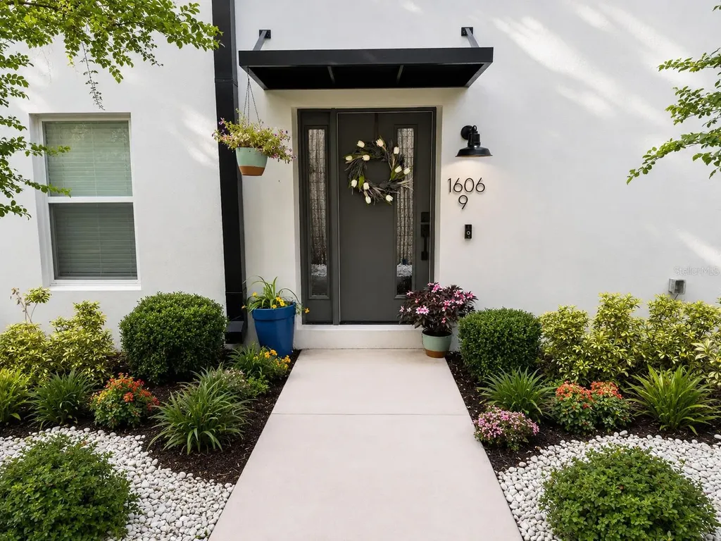 1606 Park Lake Street Orlando FL 32803