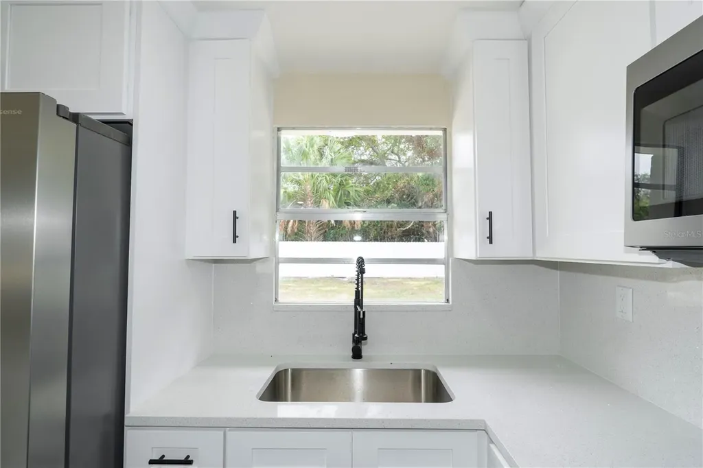 8325 Endive Avenue Tampa FL 33619