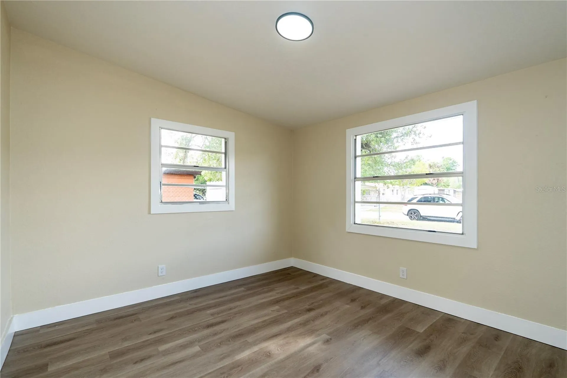8325 Endive Avenue Tampa FL 33619