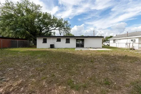 8325 Endive Avenue Tampa FL 33619