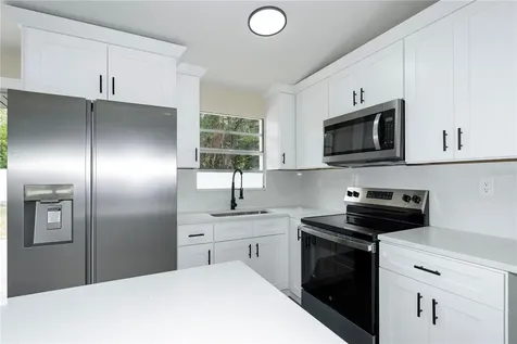 8325 Endive Avenue Tampa FL 33619
