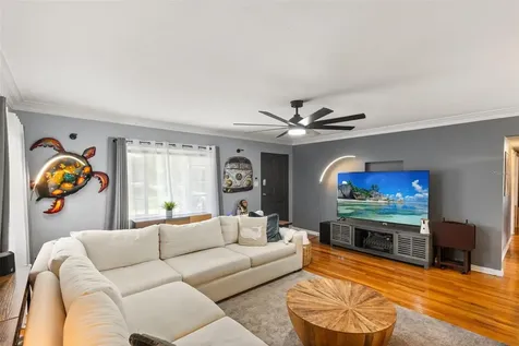 920 Alicia Avenue Tampa FL 33604