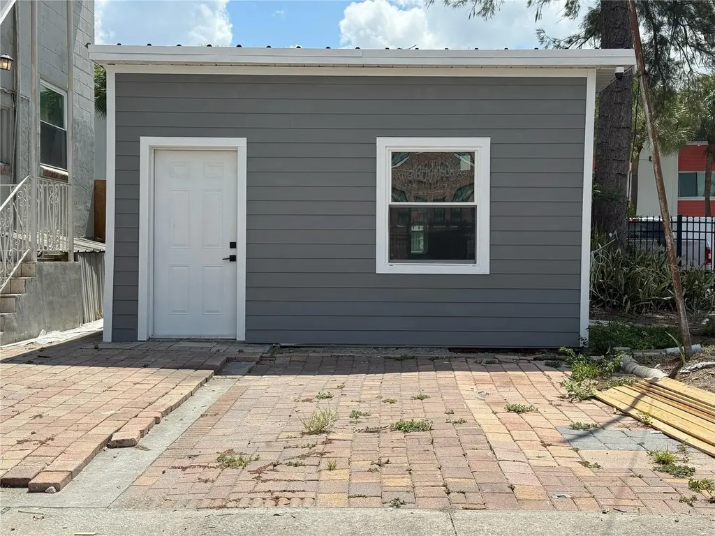 401 E Columbus Drive Tampa FL 33602
