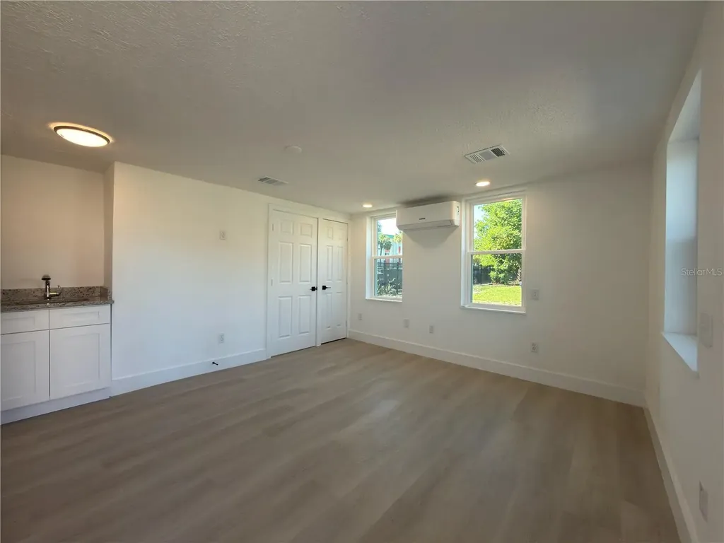 401 E Columbus Drive Tampa FL 33602