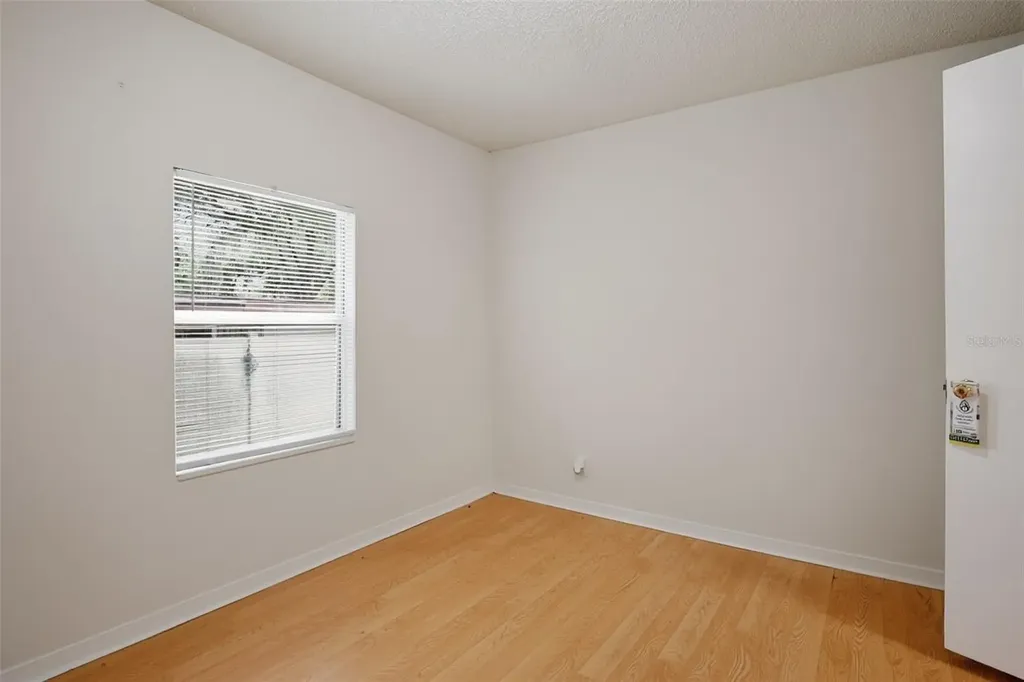 1510 E Navajo Avenue Tampa FL 33612