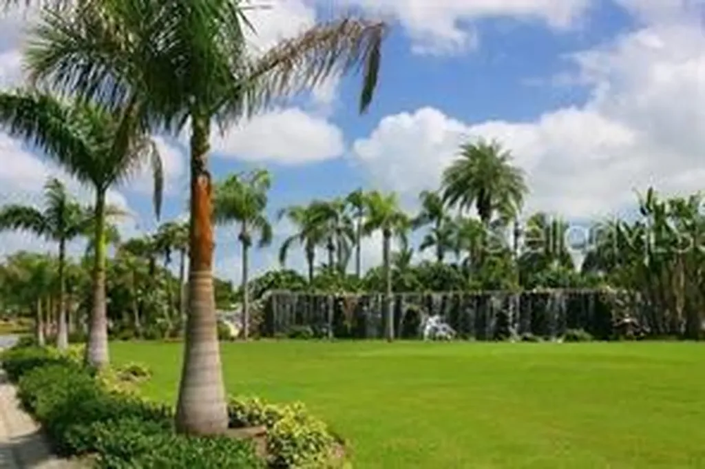 2181 Calusa Lakes Boulevard Nokomis FL 34275
