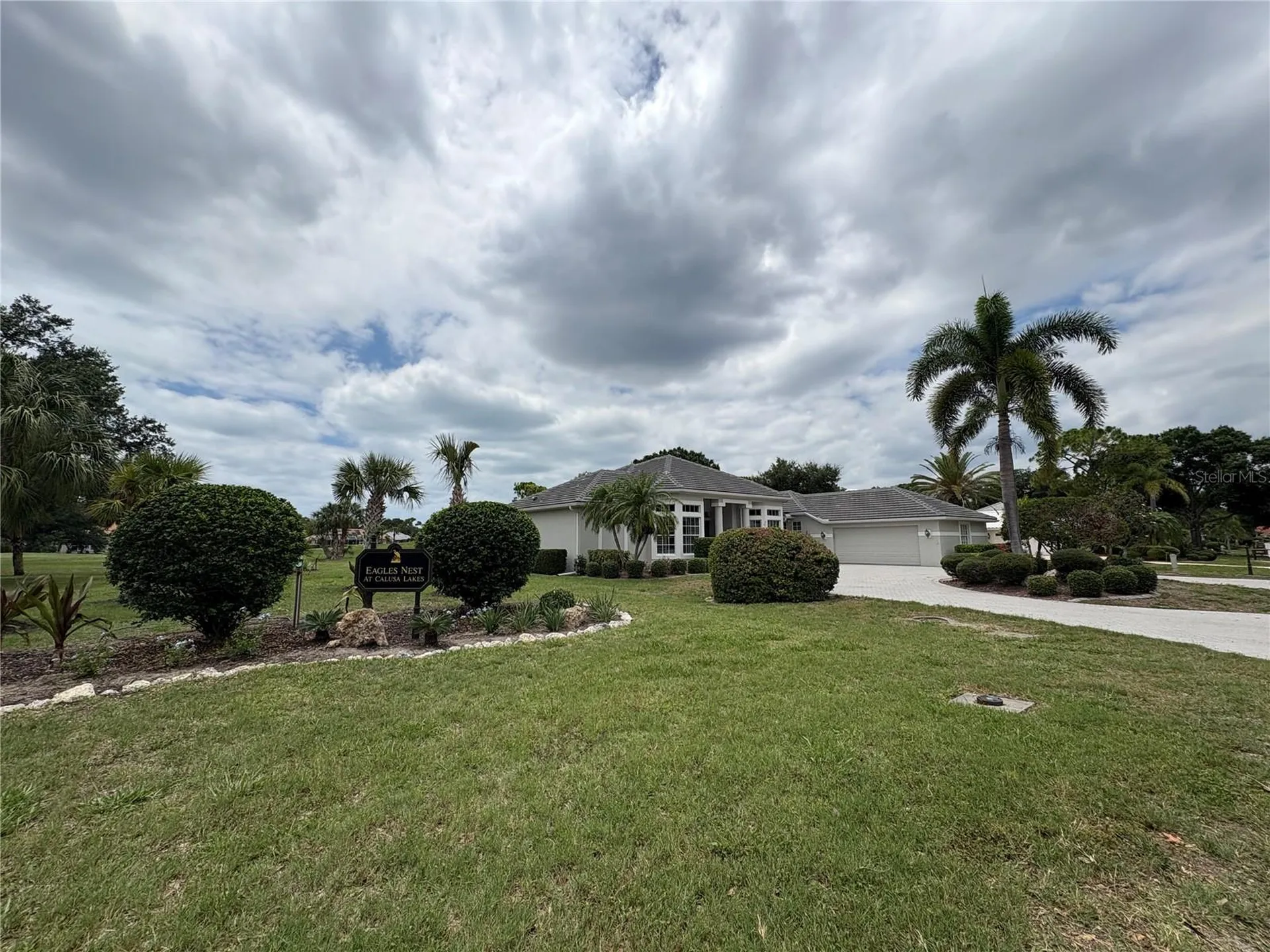 2181 Calusa Lakes Boulevard Nokomis FL 34275