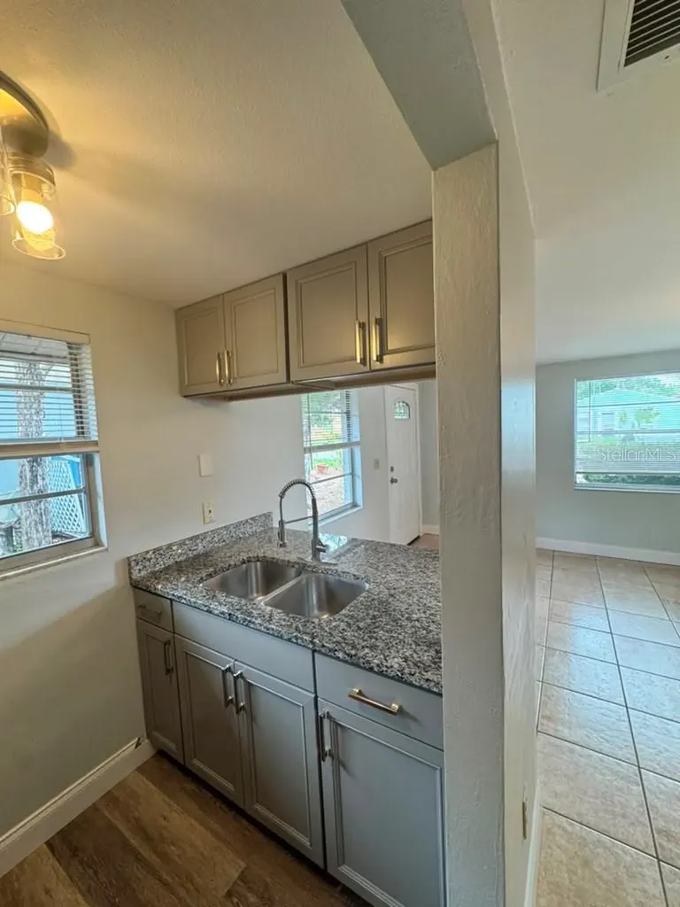 6123 Montana Avenue New Port Richey FL 34653