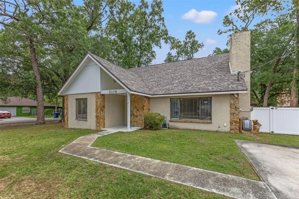 5116 Serena Drive Tampa FL 33617